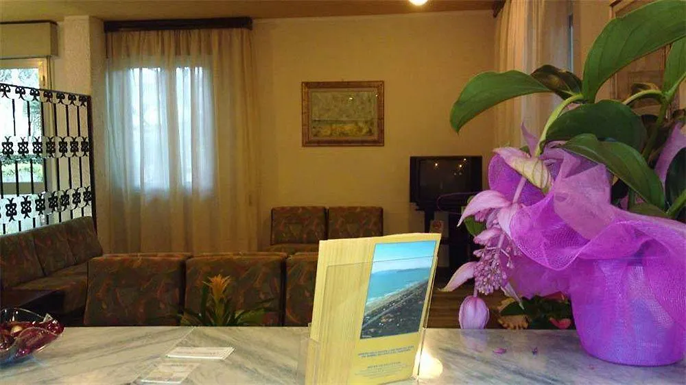 Hotel Giulio Cesare Cinquale